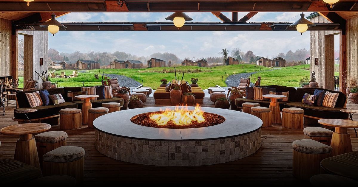 A Chefs Guide to New Yorks Best Local Purveyors 5 9 Best Farm-to-Table Restaurants In Hudson Valley For Fall 2025 -