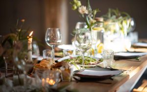 Romantic anniversary dinner ideas for a delicious night in | Gathar